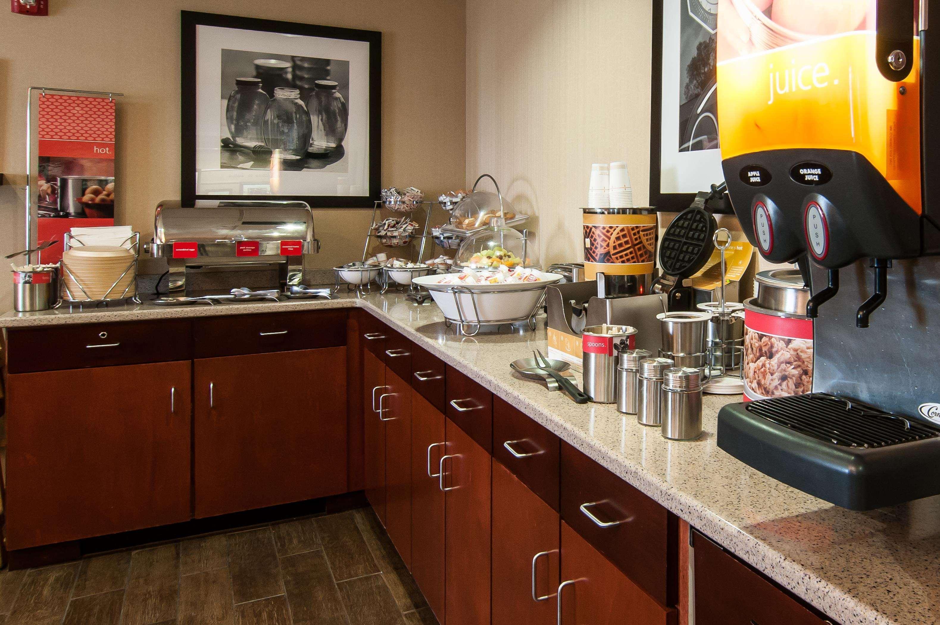 Hampton Inn Boise - Airport Restoran gambar